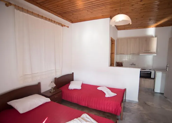 Πανσιόν Eleni's House